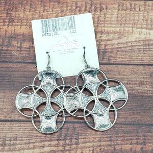 Mia Collection Silver Quatrefoil Drop Earrings